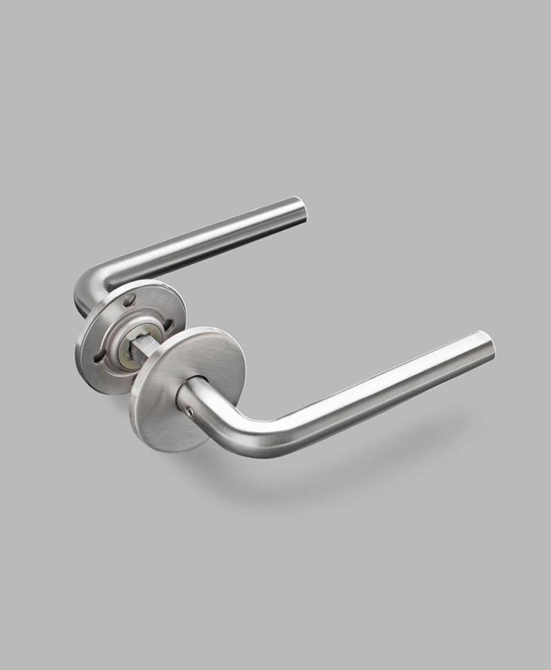 d line Bridgeport Worldwide